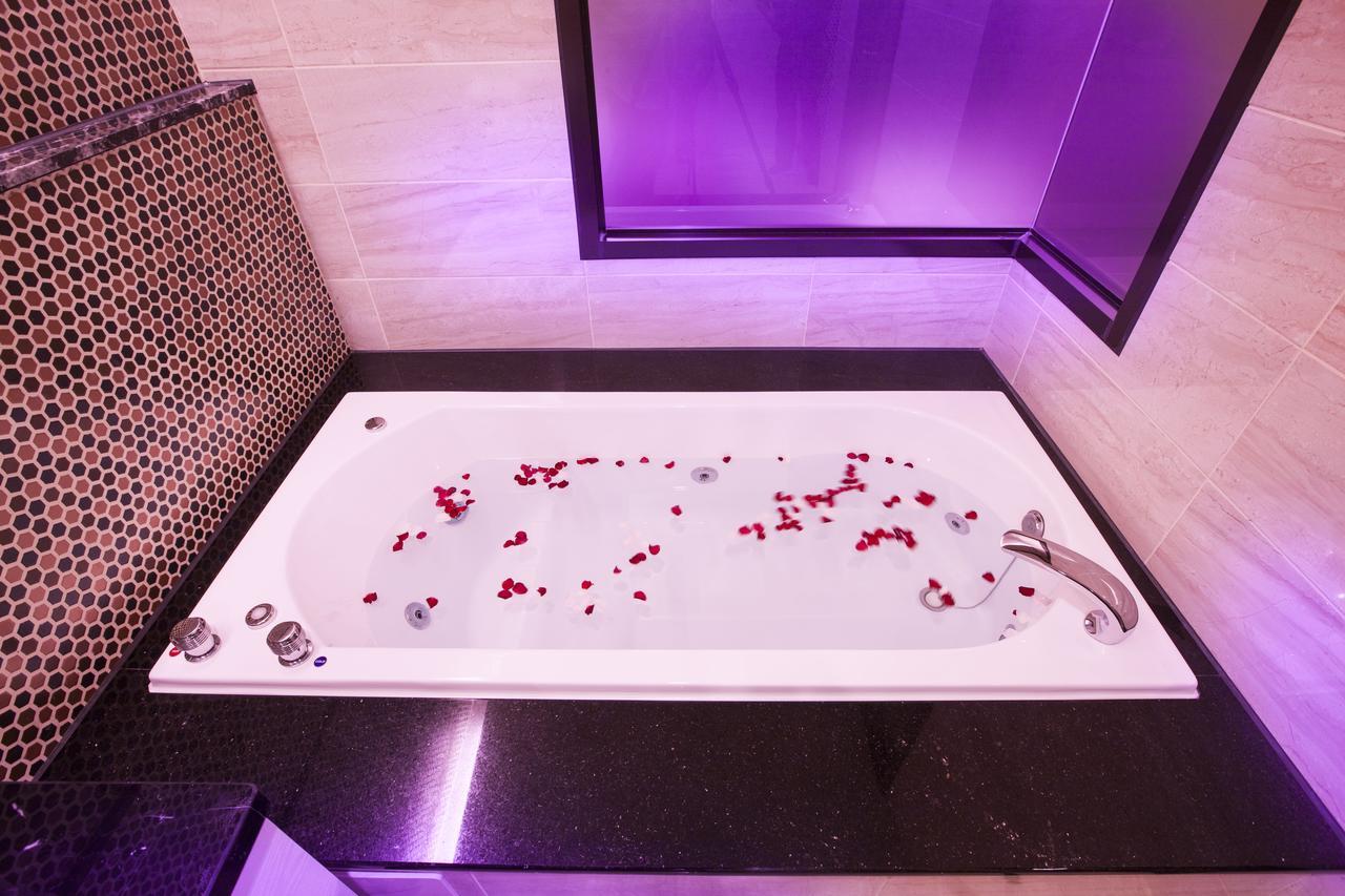 Foxdou Business Motel Tajnan Kültér fotó