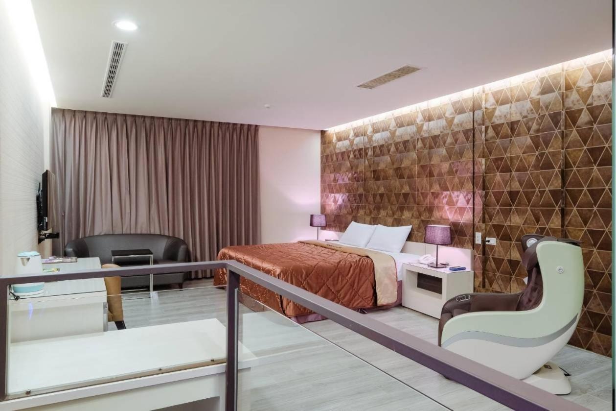 Foxdou Business Motel Tajnan Kültér fotó