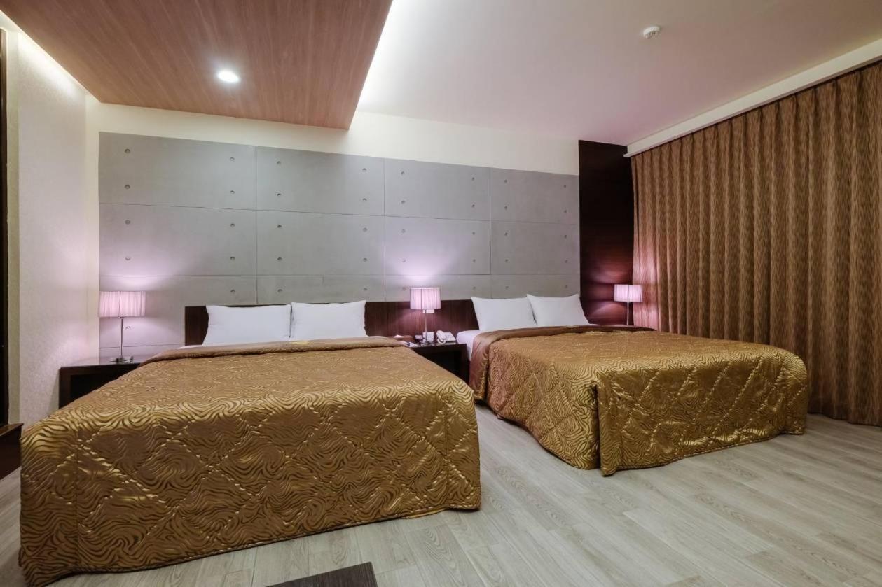 Foxdou Business Motel Tajnan Kültér fotó